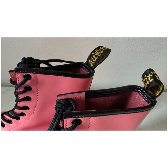 Dr. Martens Smooth Leather Lace Up Boots - Picture 8 of 12